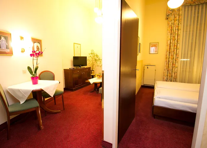 Theaterhotel & Vienne