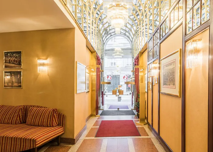Hotel Theaterhotel &