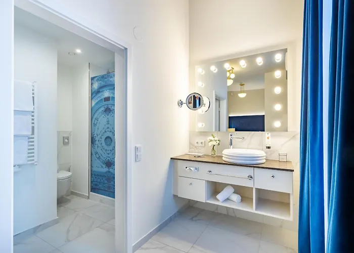 Theaterhotel & Hotel Vienne